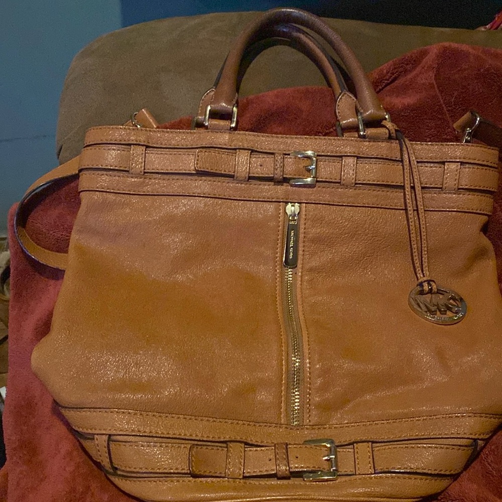 Michael Kors Leather Purse/Tote with shoulder strap